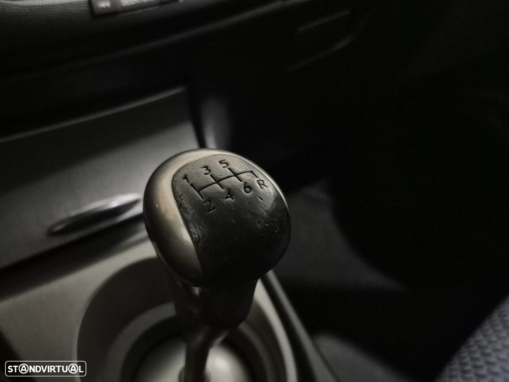 Honda Civic 1.4 i-VTEC Sport Edition - 25