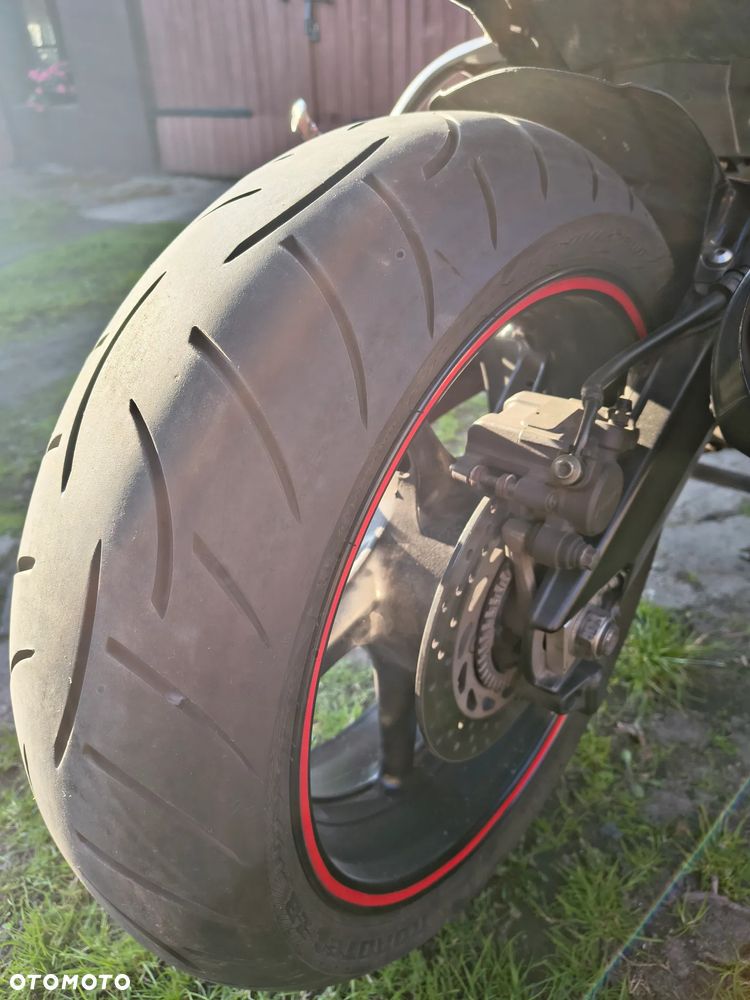Yamaha FZ - 4
