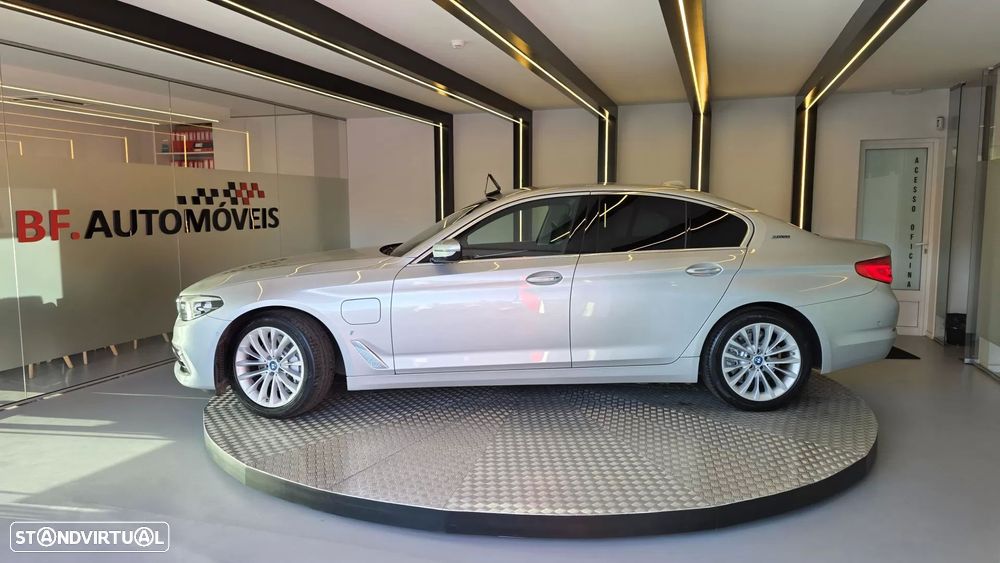 BMW 530 e iPerformance Line Luxury - 13