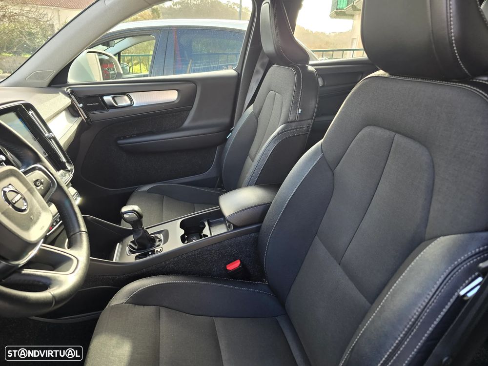 Volvo XC 40 2.0 D3 Momentum Plus - 17