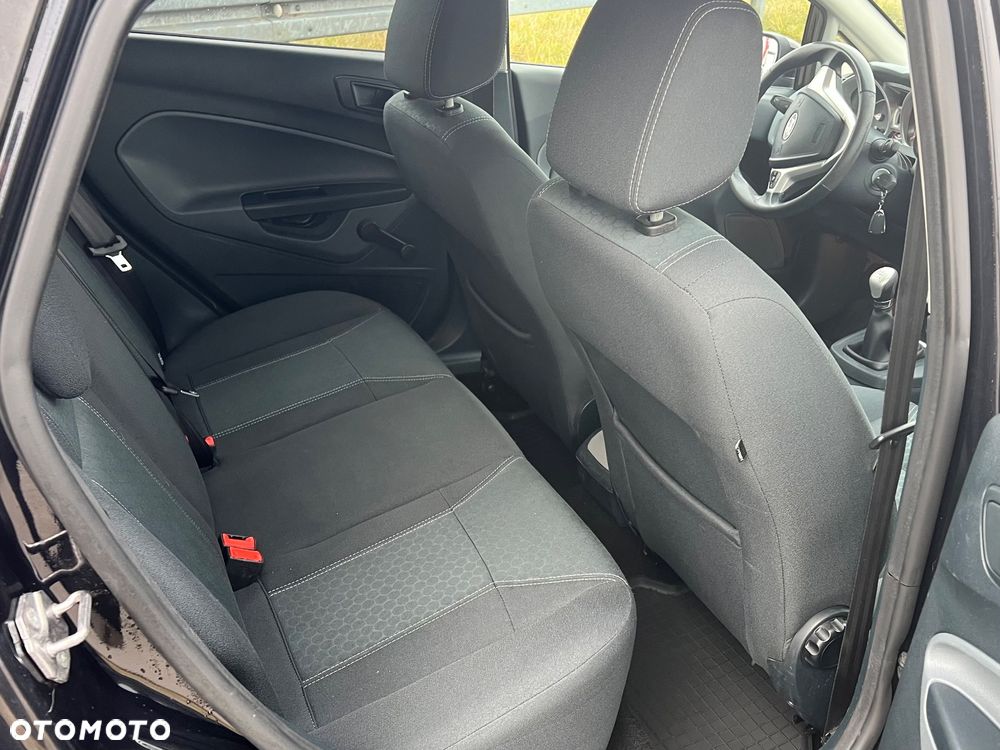 Ford Fiesta 1.6 Titanium - 8