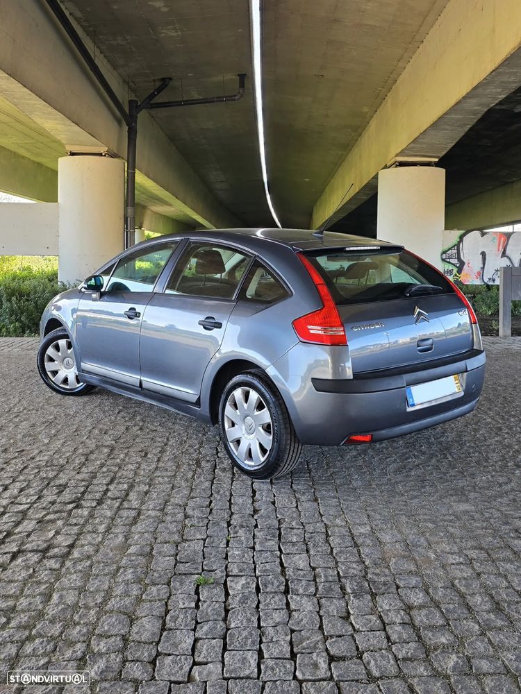 Citroën C4 1.4 16V SX - 2
