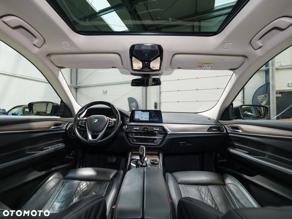 BMW Seria 6 640i xDrive - 14