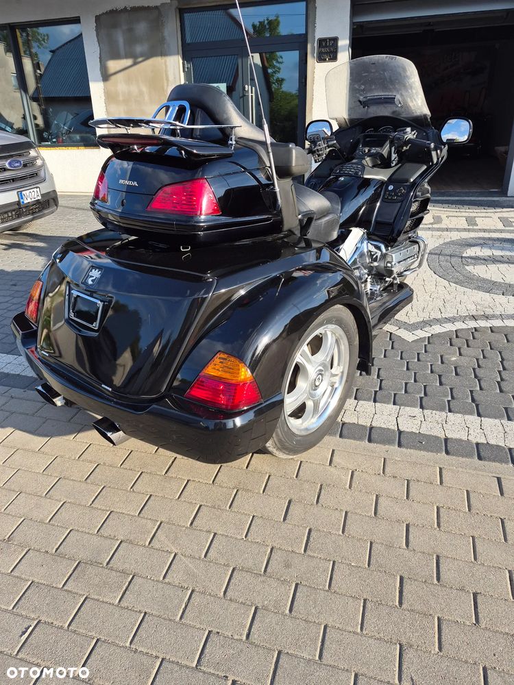 Honda GL - 8