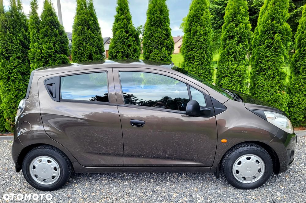 Chevrolet Spark 1.0 Base+ - 10