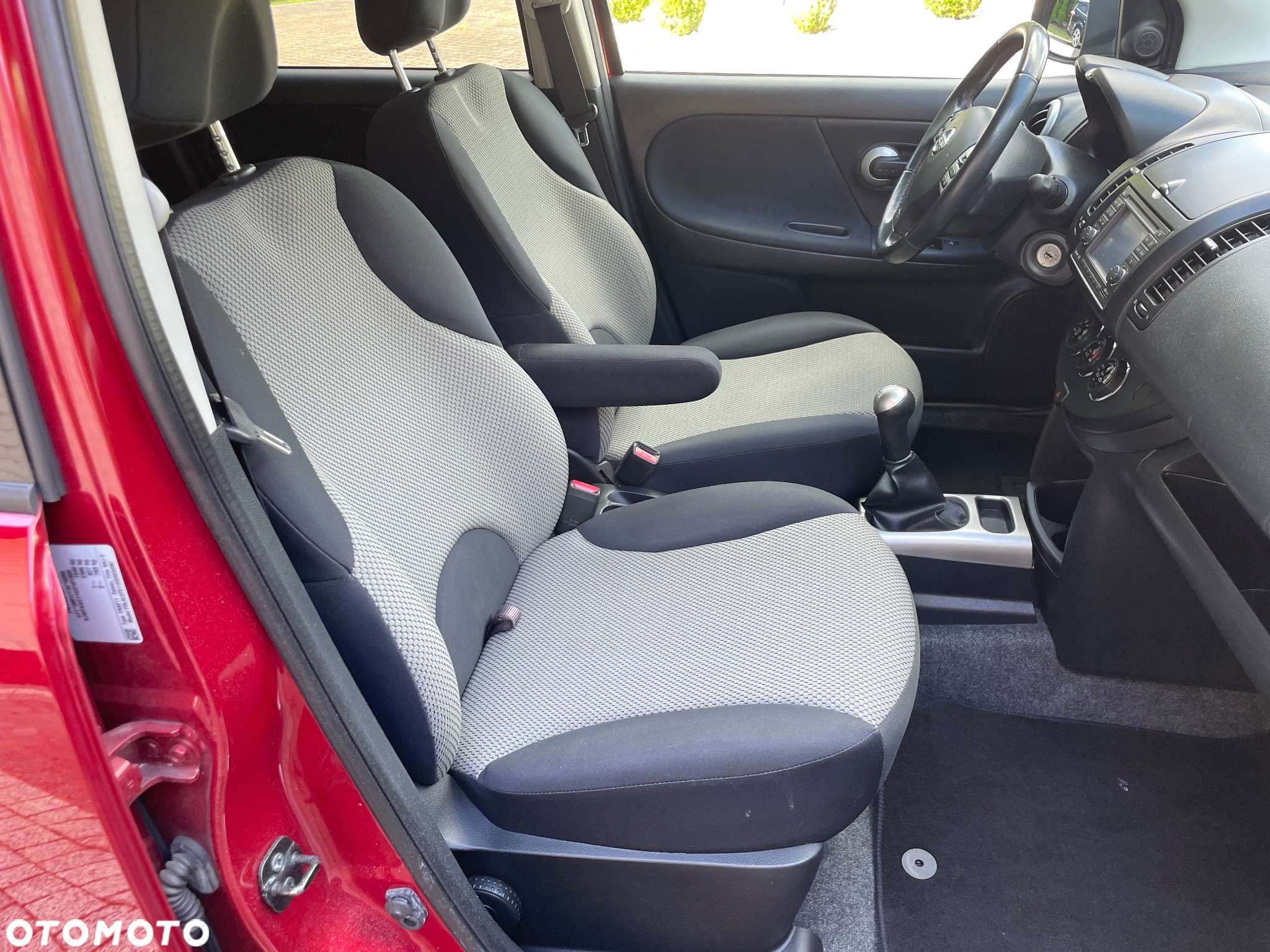 Nissan Note 1.4 Visia A/C - 32