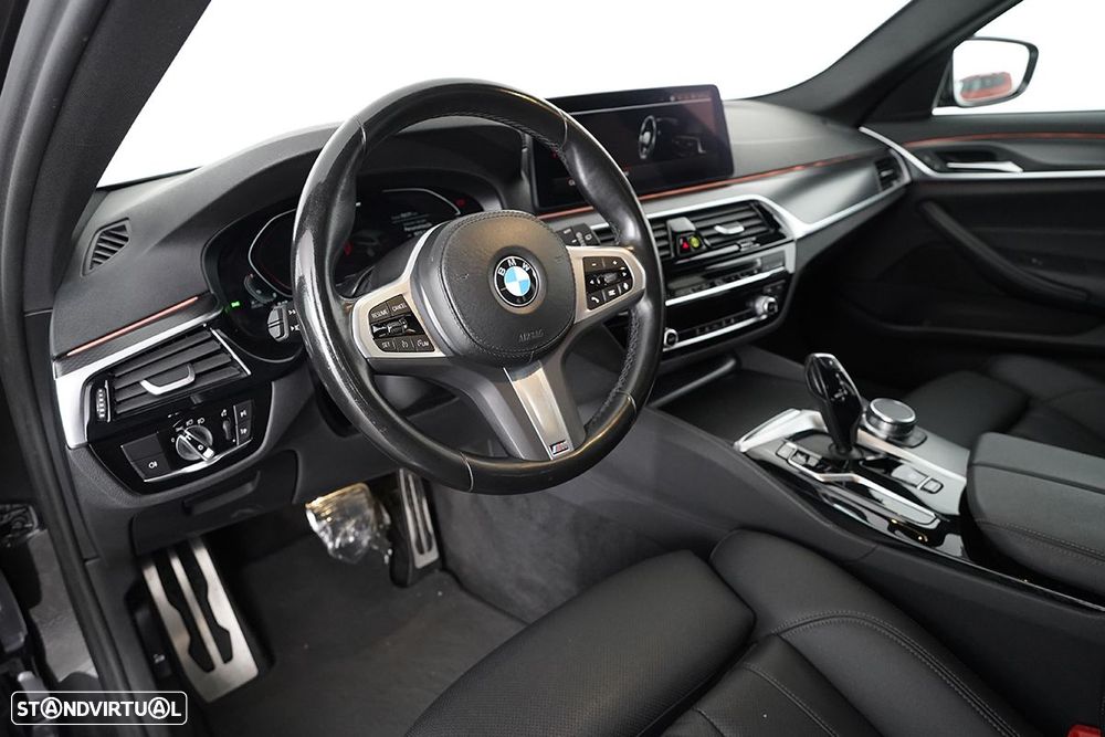 BMW 520 d Pack Desportivo M Auto - 7