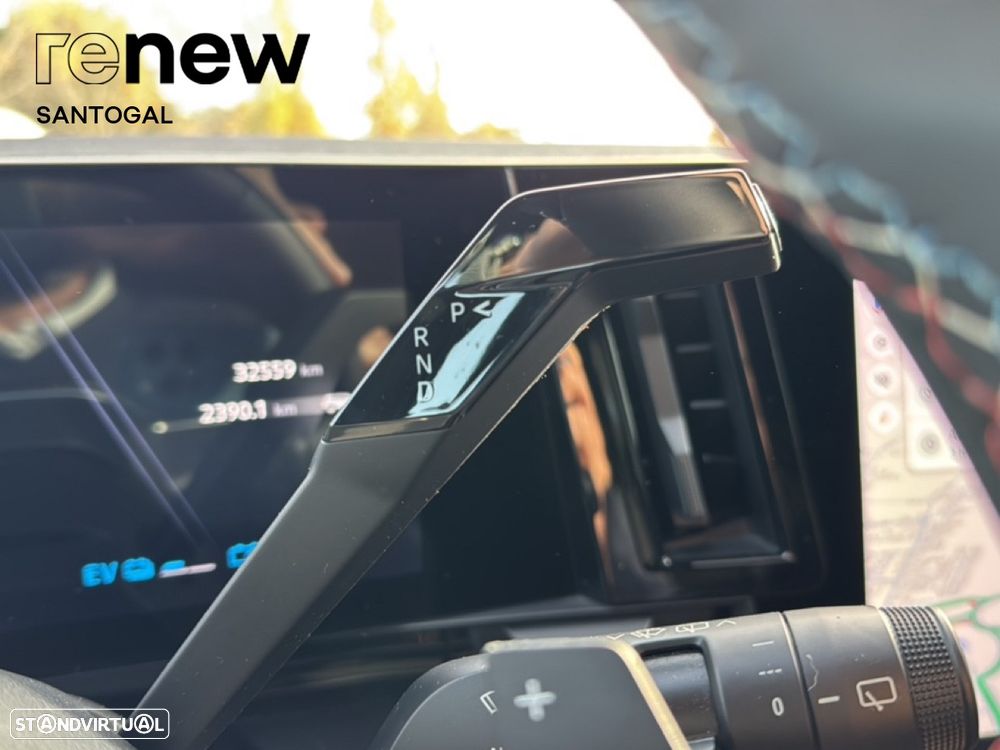 Renault Austral 1.2 Full Hybrid E-Tech Esprit Alpine - 17