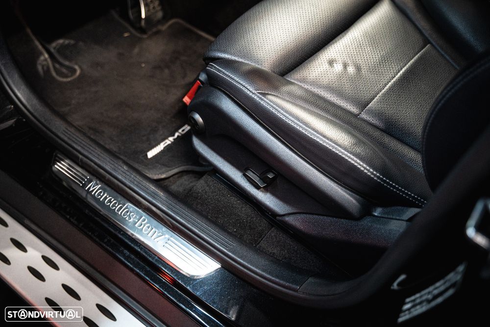 Mercedes-Benz GLC 300 de Coupe 4Matic 9G-TRONIC AMG Line - 12