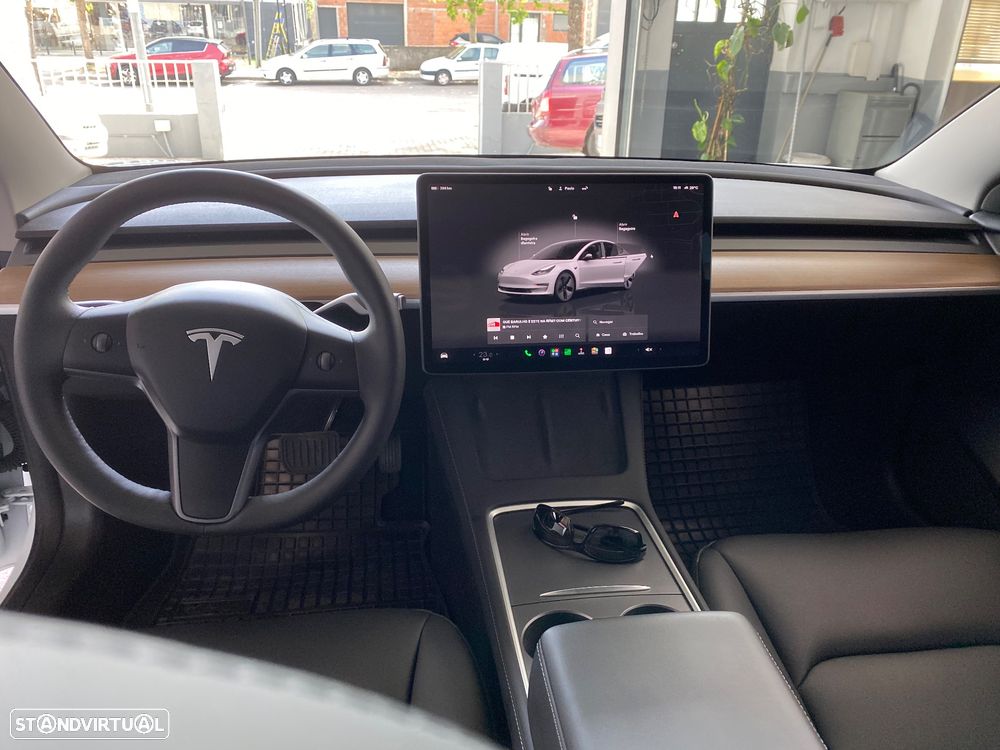Tesla Model 3 Long Range Tração Traseira - 22