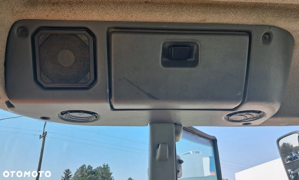 Renault Ares 626RZ - 24