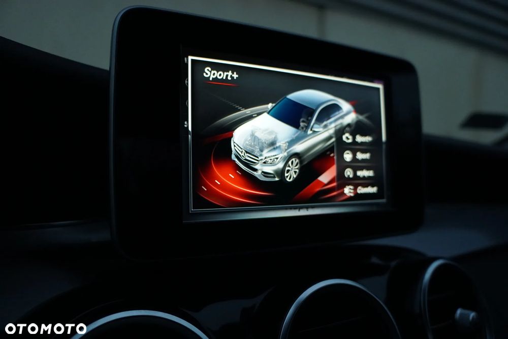 Mercedes-Benz Klasa C 180 9G-TRONIC - 25