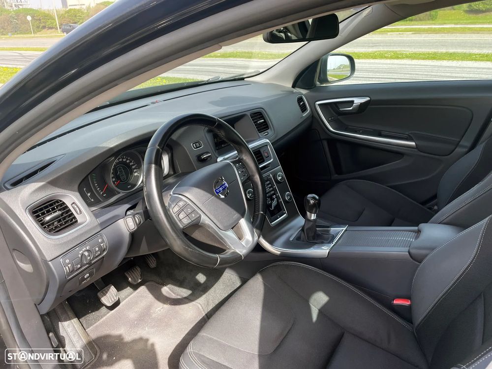 Volvo S60 1.6 D2 Drive Momentum Start/Stop - 8