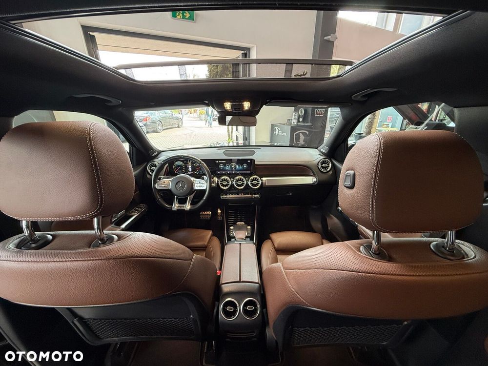 Mercedes-Benz GLB - 19