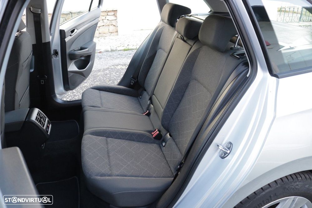 VW Golf Variant 2.0 TDi Life DSG - 28