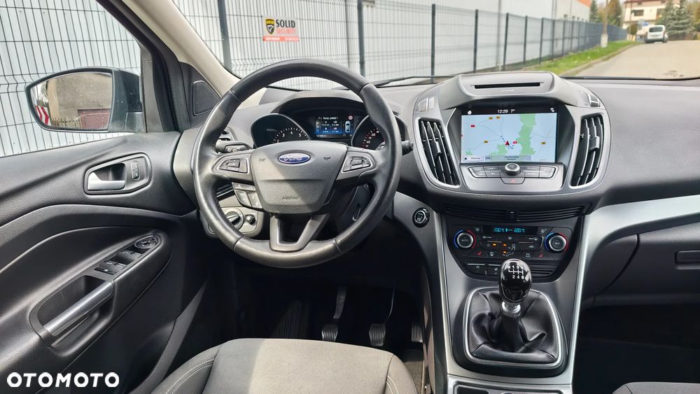 Ford Kuga - 22
