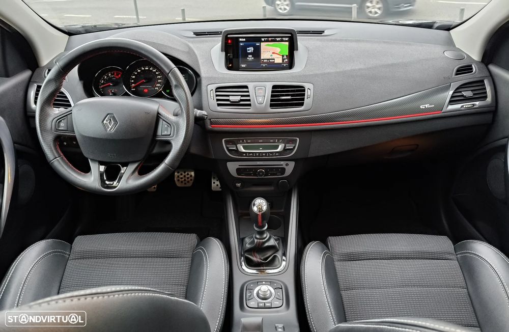 Renault Mégane Sport Tourer 1.5 dCi GT Line SS - 23