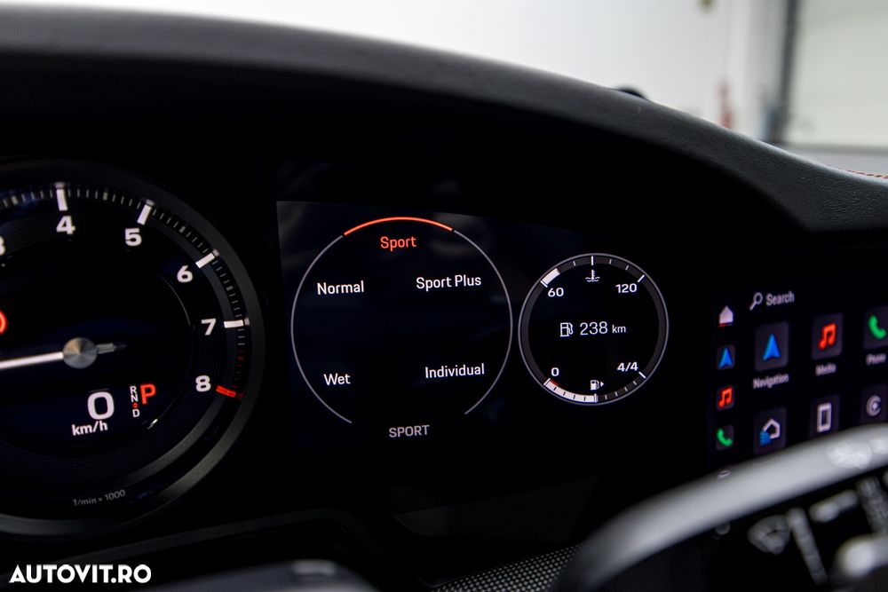 Porsche 911 Carrera S PDK - 36