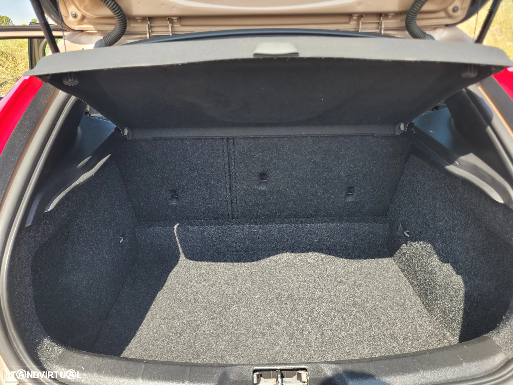 Volvo V40 Cross Country 1.6 D2 VOR - 8