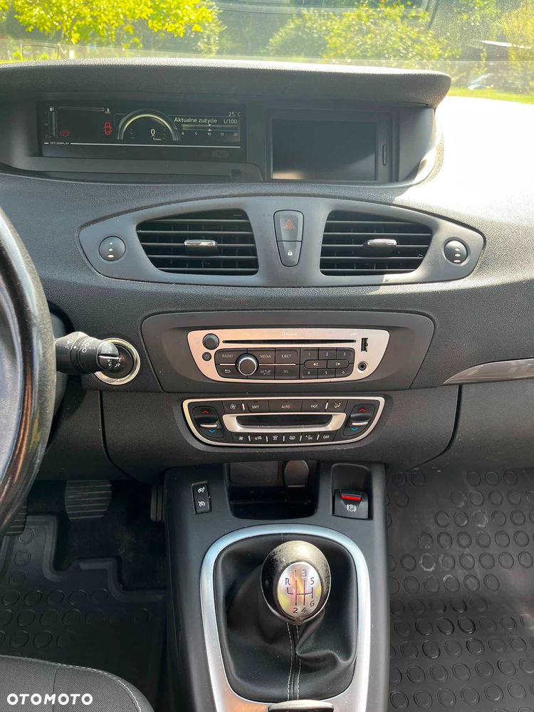 Renault Scenic - 6