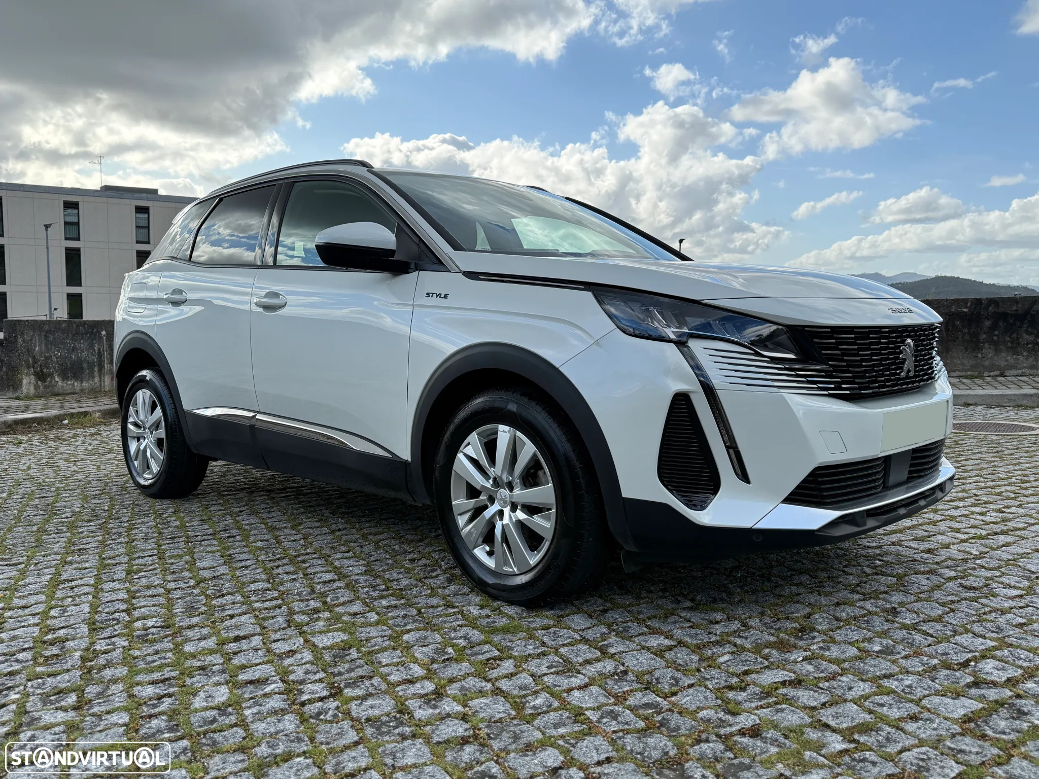Peugeot 3008 1.5 BlueHDi Style - 3