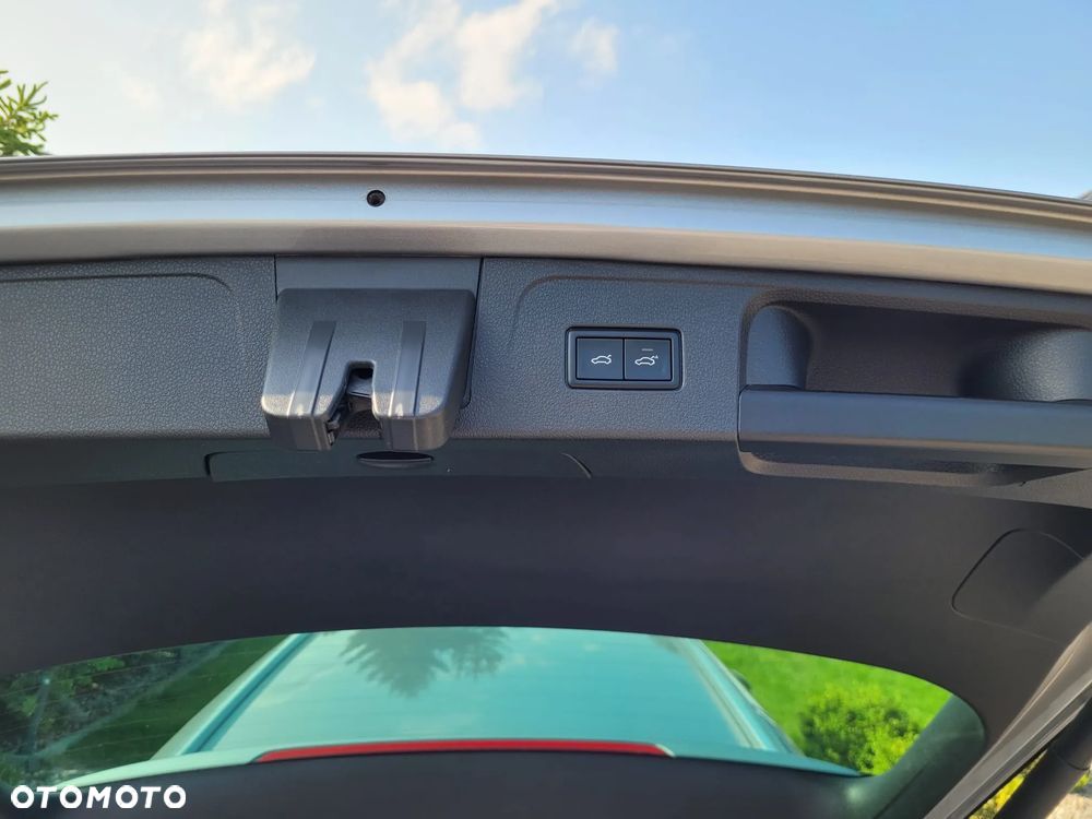 Volkswagen Passat 2.0 TDI BMT 4Mot Highline DSG - 17