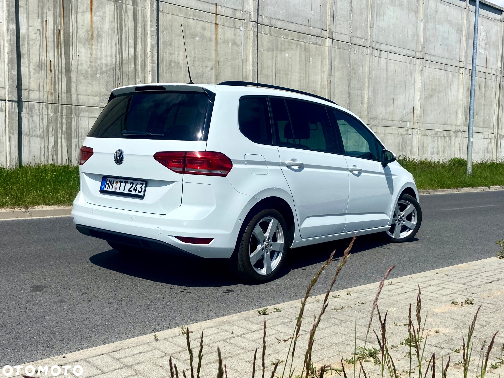 Volkswagen Touran 2.0 TDI SCR DSG Highline - 6