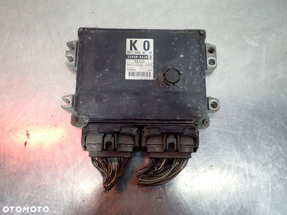 KOMPUTER SILNIKA SUZUKI SWIFT IV 33920-62J02 - 1