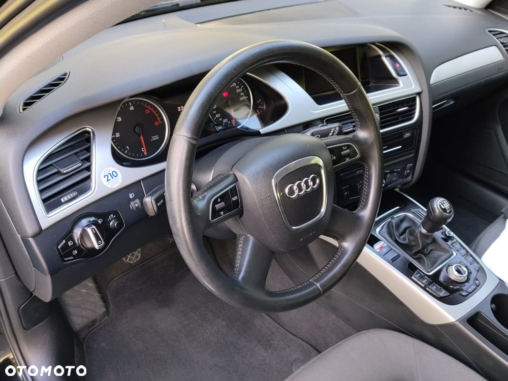 Audi A4 Avant 2.0 TDI DPF Ambition - 18
