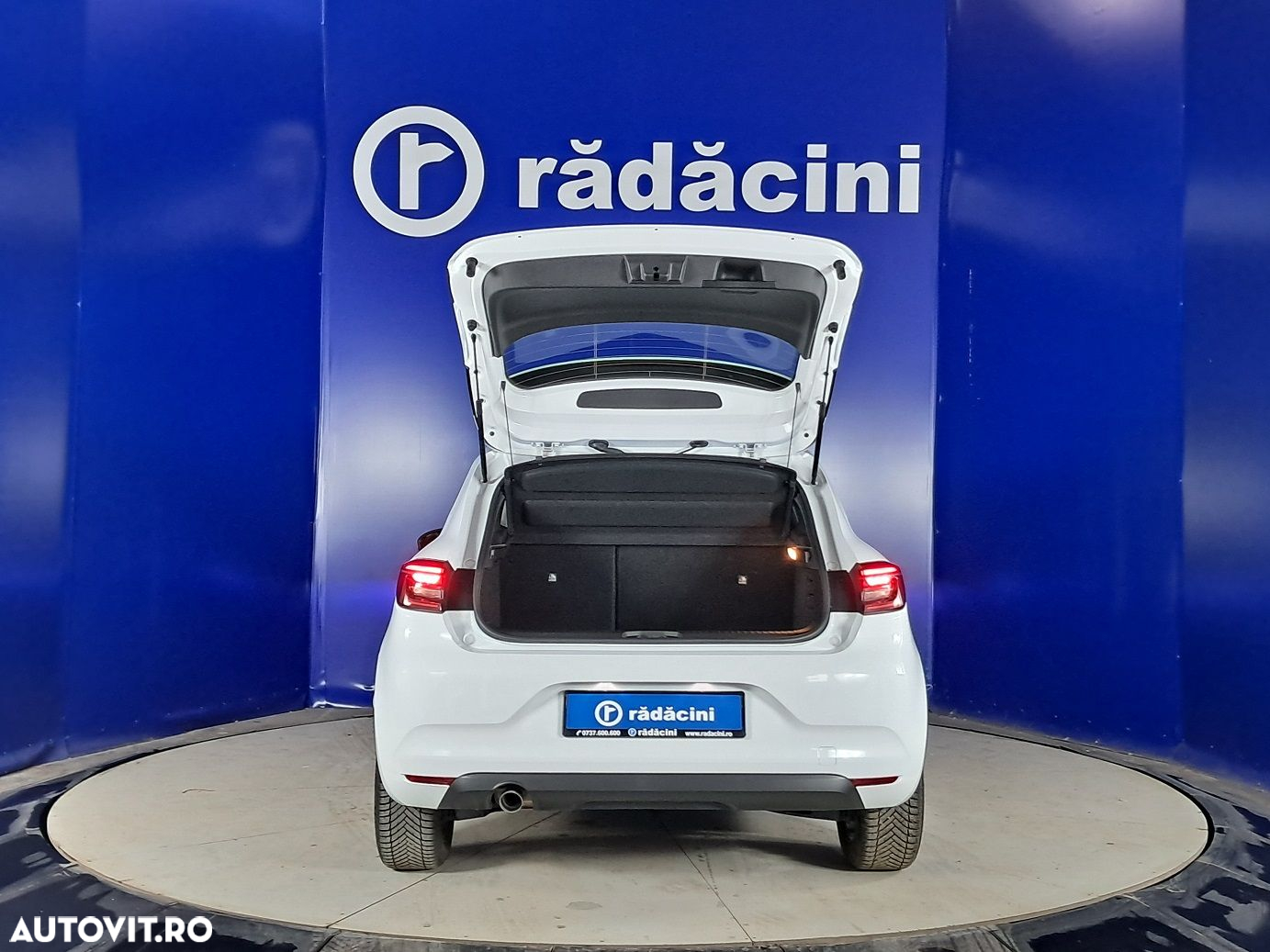 Renault Clio - 19