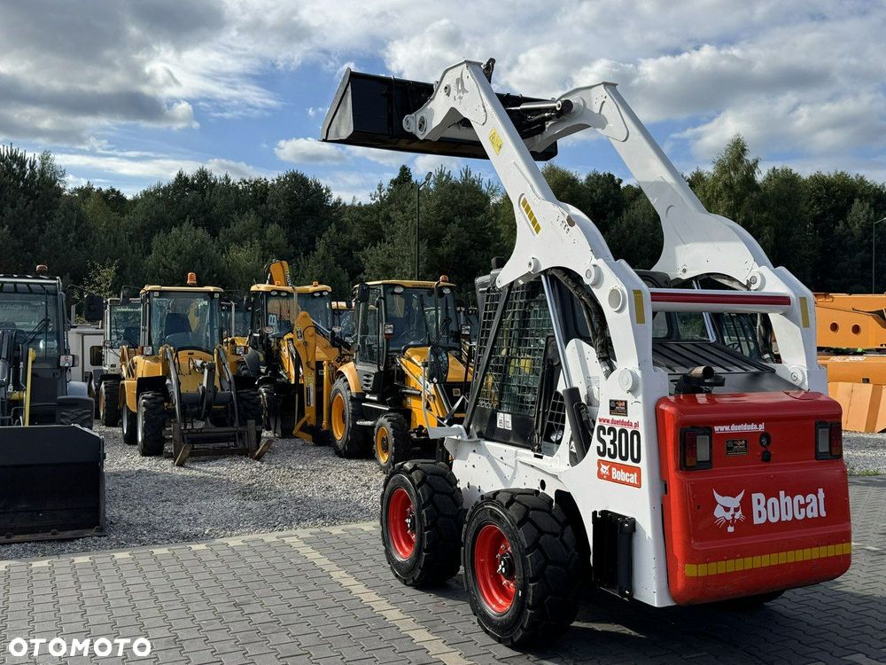 Bobcat S300 Joystick Mini Ładowarka Waga 3692kg - 17