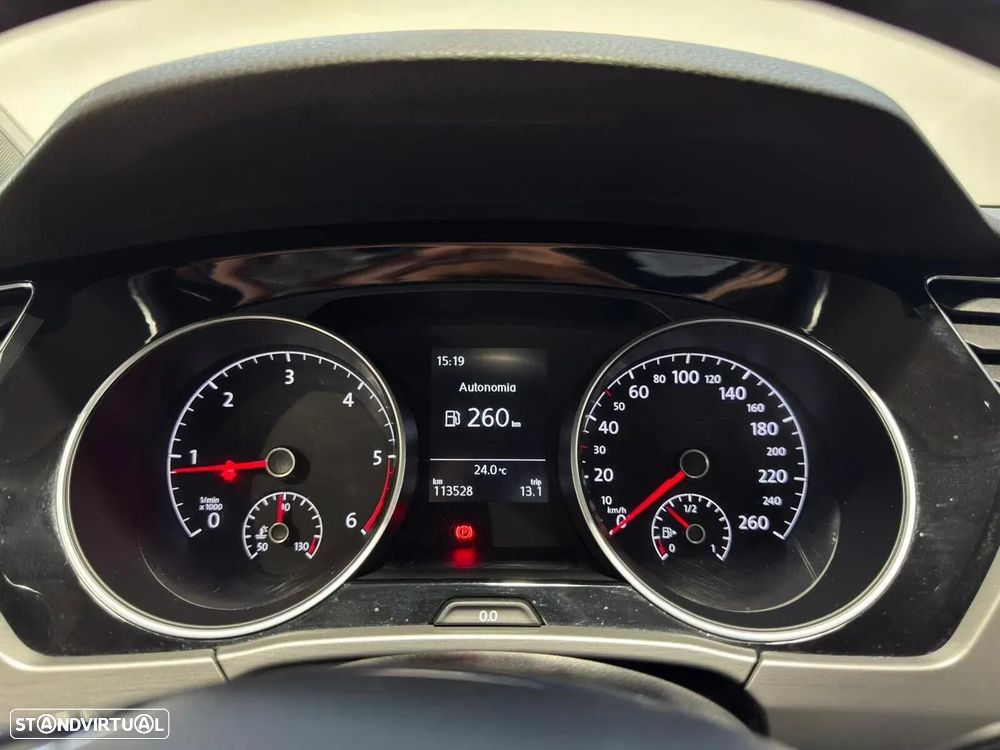 VW Touran 2.0 TDI Confortline - 12
