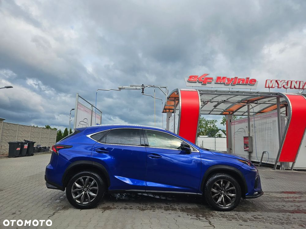 Lexus NX 300 F Sport AWD - 9