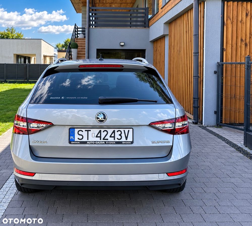 Skoda Superb 2.0 TDI Ambition - 6