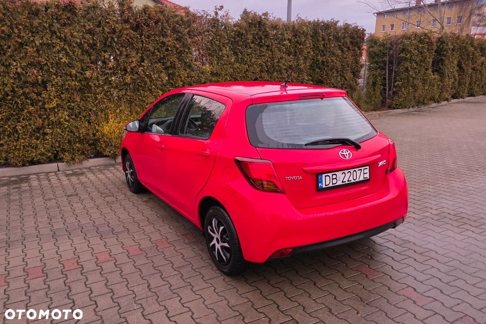 Toyota Yaris 1.33 Life EU6 - 10