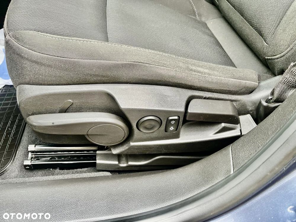 Opel Insignia 1.8 Active - 10