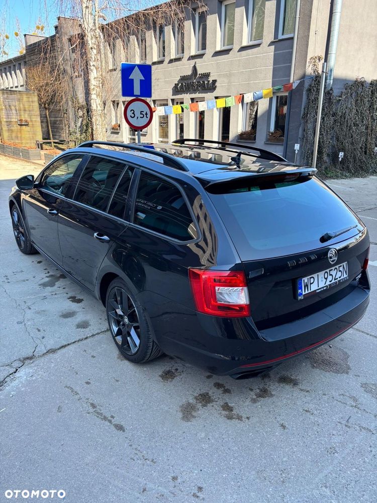 Skoda Octavia 2.0 TDI DSG RS - 13