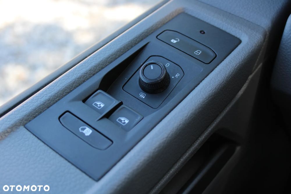 Volkswagen Transporter 2.0TDI 150KM Długi - 19