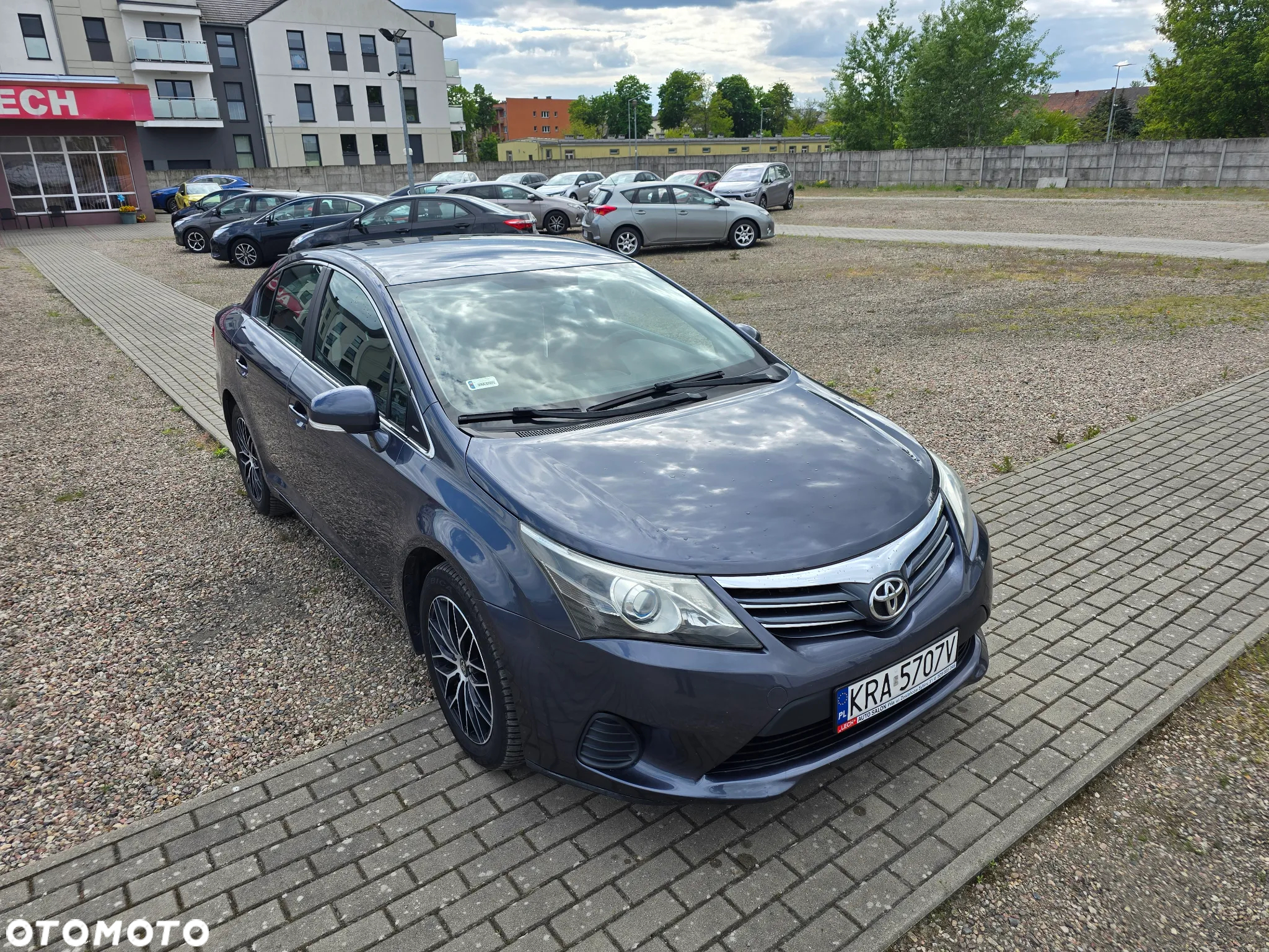 Toyota Avensis 2.0 D-4D Luna - 4