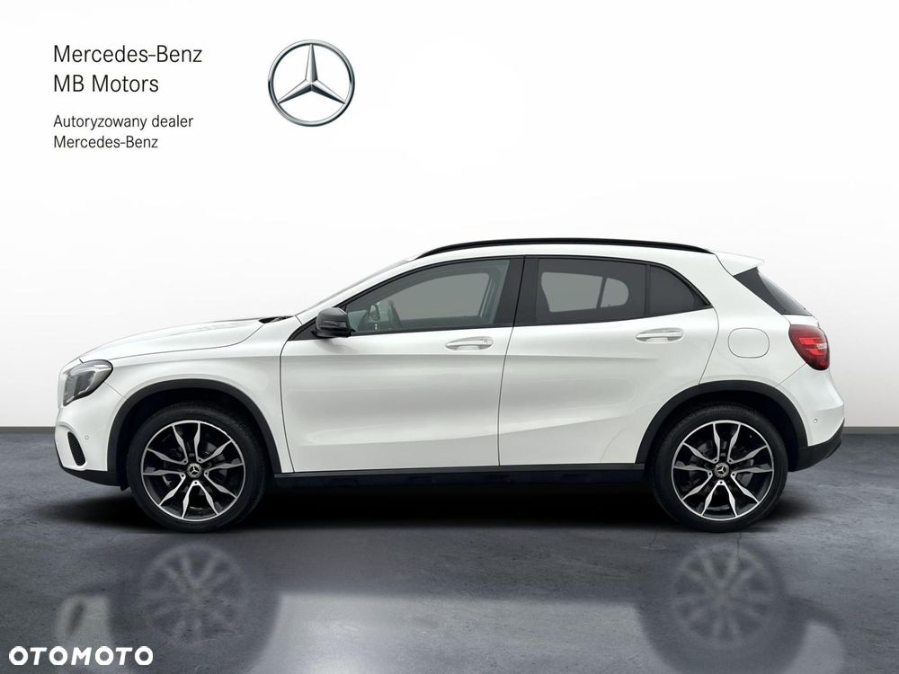 Mercedes-Benz GLA - 3