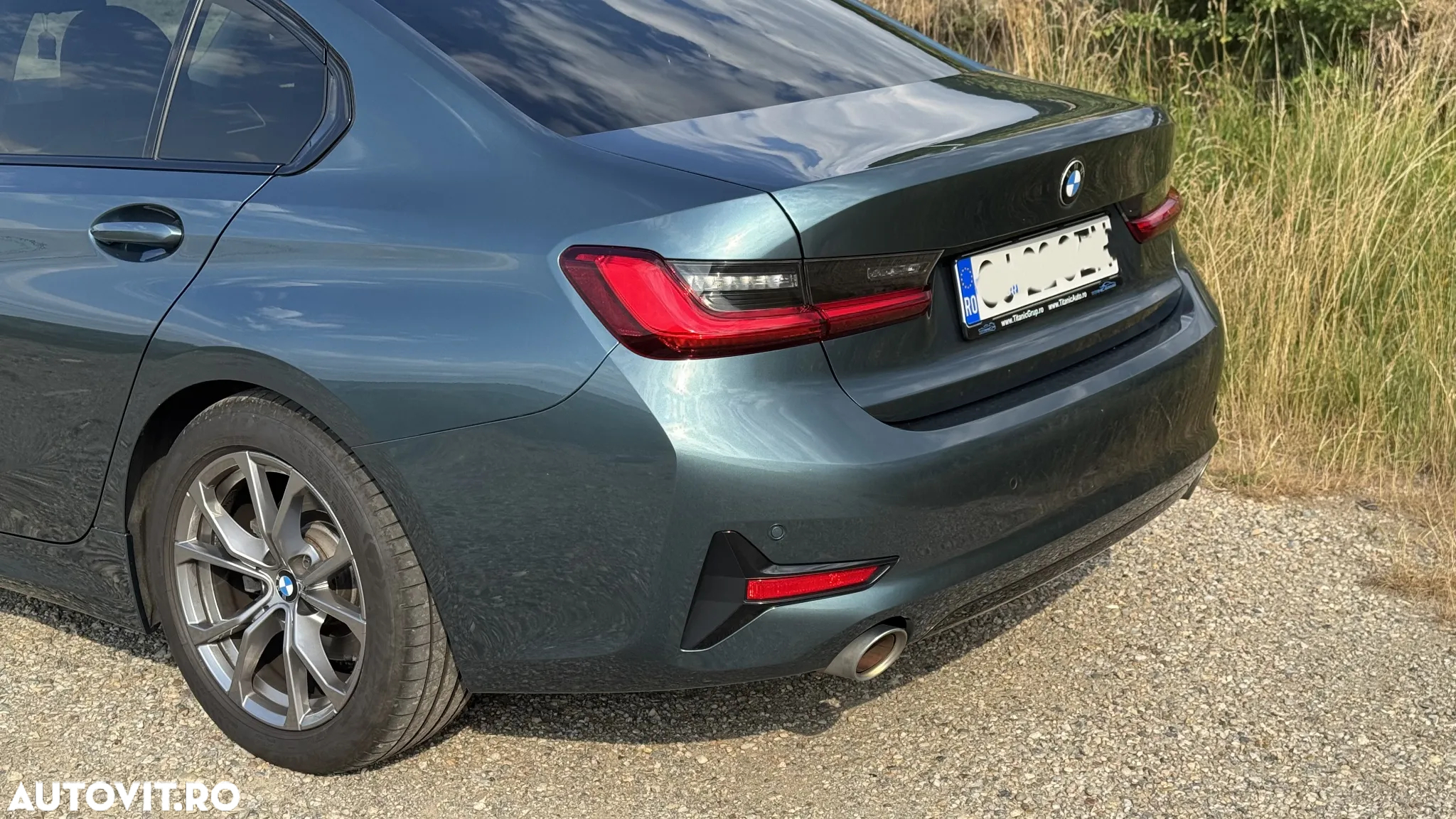 BMW Seria 3 320i AT - 4