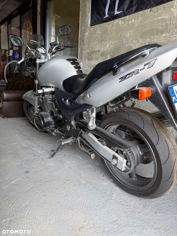Kawasaki ZR - 3