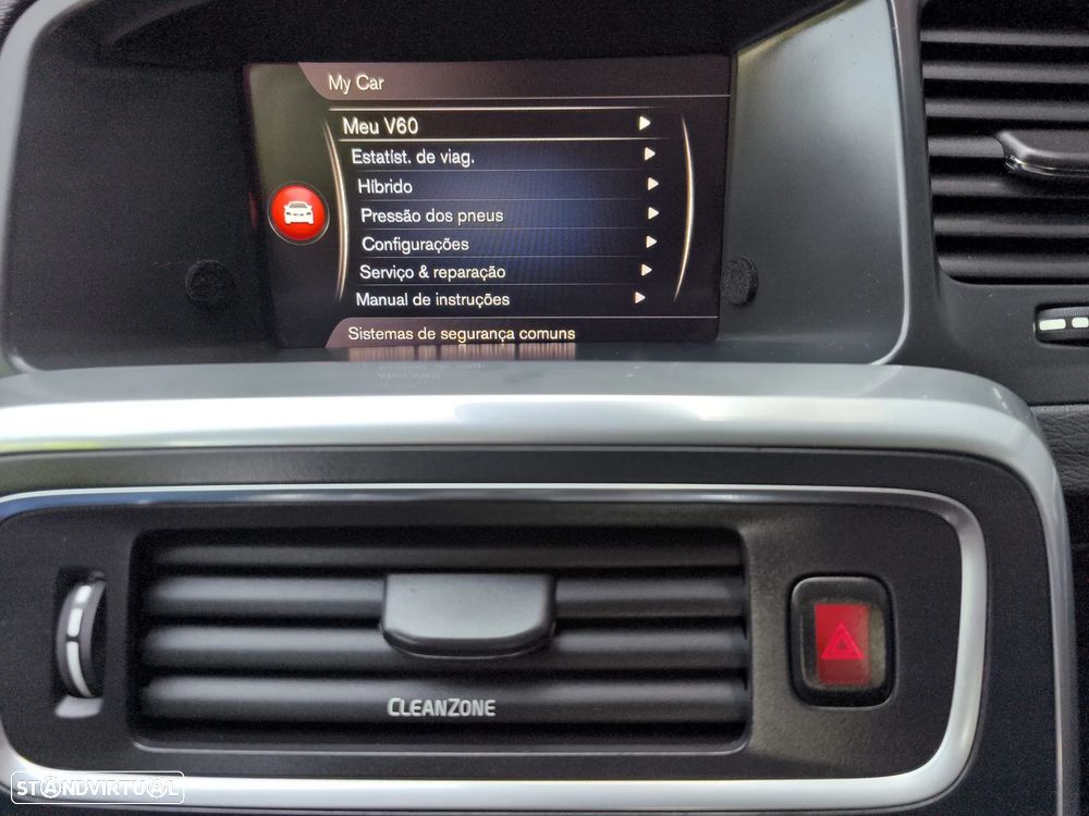 Volvo V60 2.4 D6 Momentum AWD Phev - 14