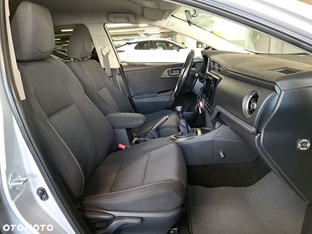 Toyota Auris 2014