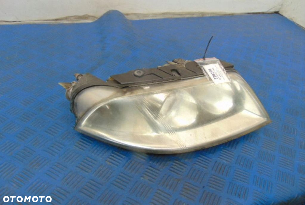 VOLKSWAGEN PASSAT B5 LIFT REFLEKTOR PRAWY - 3
