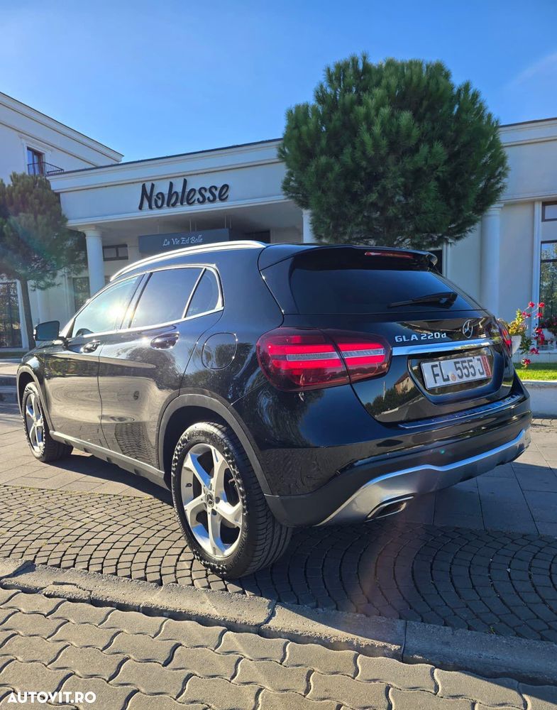 Mercedes-Benz GLA - 3