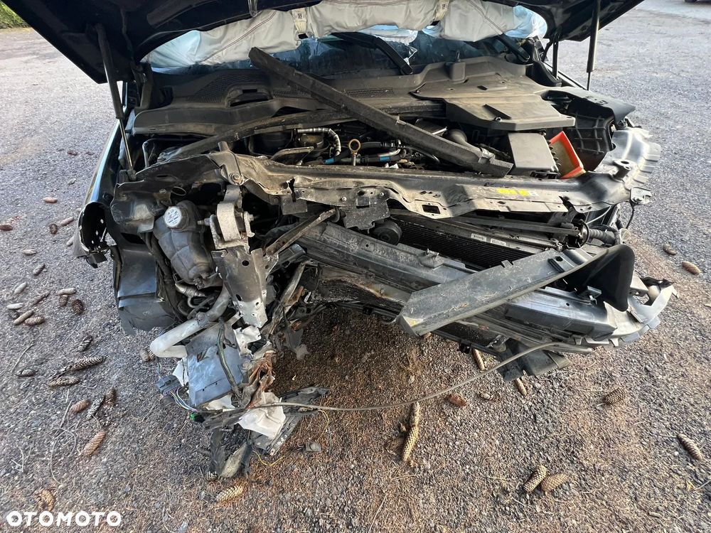 Land Rover Discovery Sport - 2