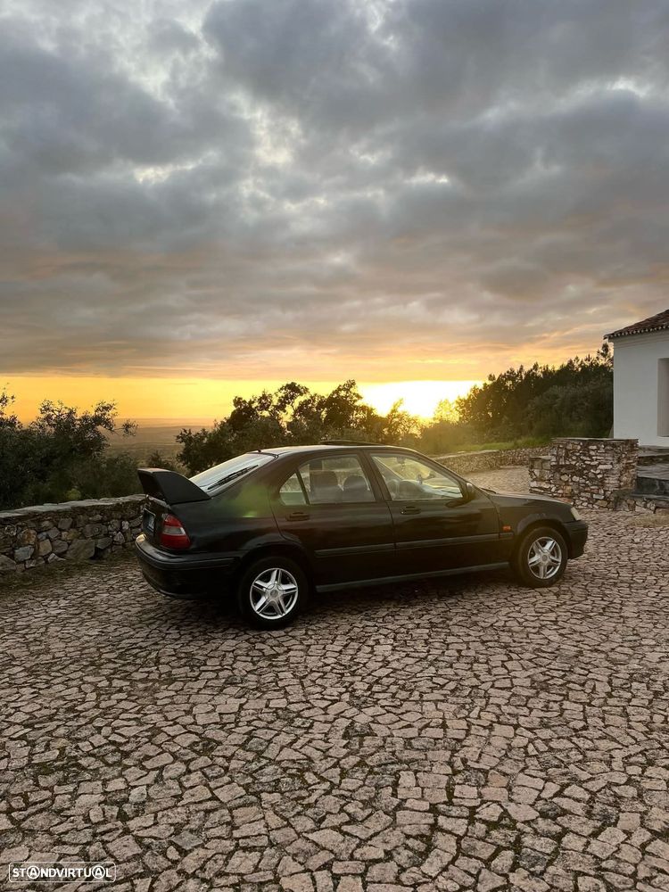 Honda Civic 1.5i LS - 2