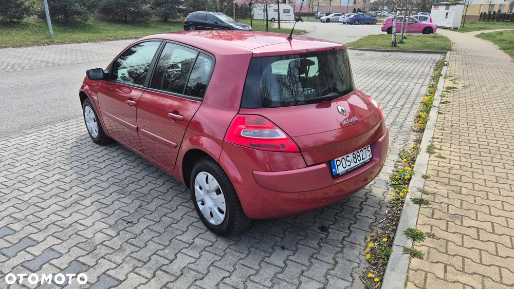 Renault Megane 1.6 Dynamique - 4