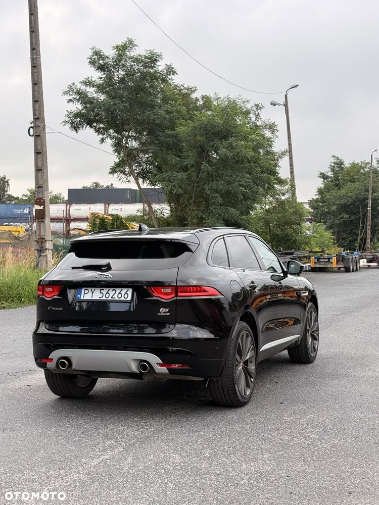 Jaguar F-Pace 3.0 V6 AWD S - 4